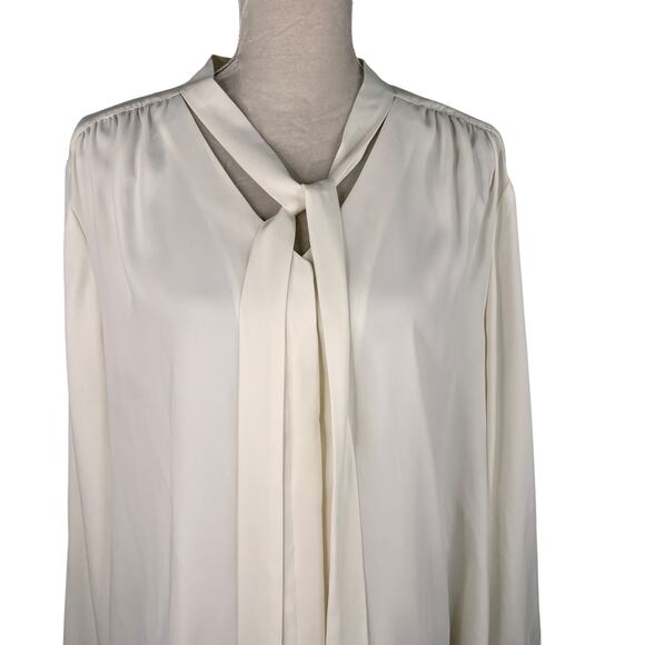 Chico's Blouse Off White 4 XXL 20/22 Button Up Tie Long Sleeves - Picture 10 of 13
